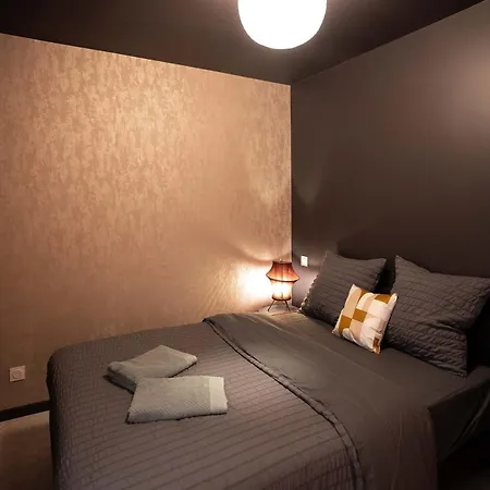 Le Jardin Secret - Zen En Centre St-quentin Apartment *